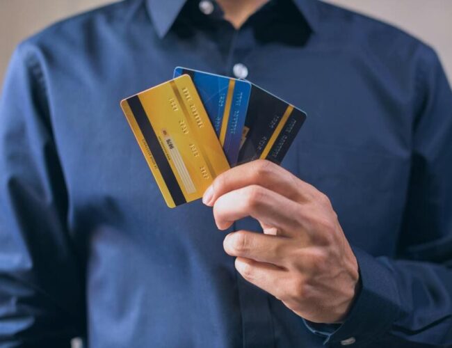 Requisitos y proceso para abrir una cuenta bancaria en Panamá si eres de 
Perú